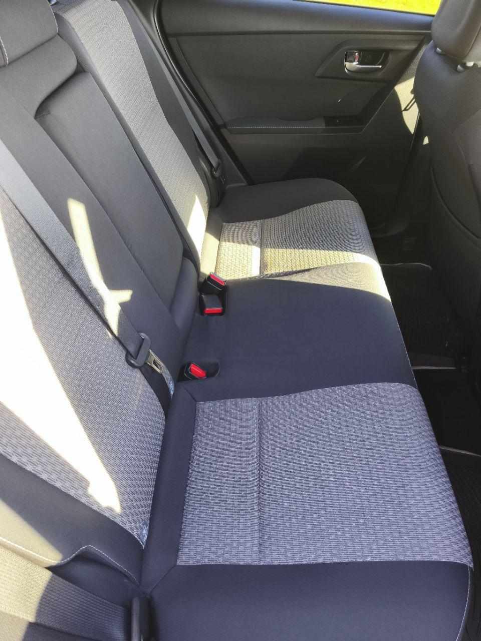 toyota-auris-1-8hsd-2017-hibrido-1800cc
