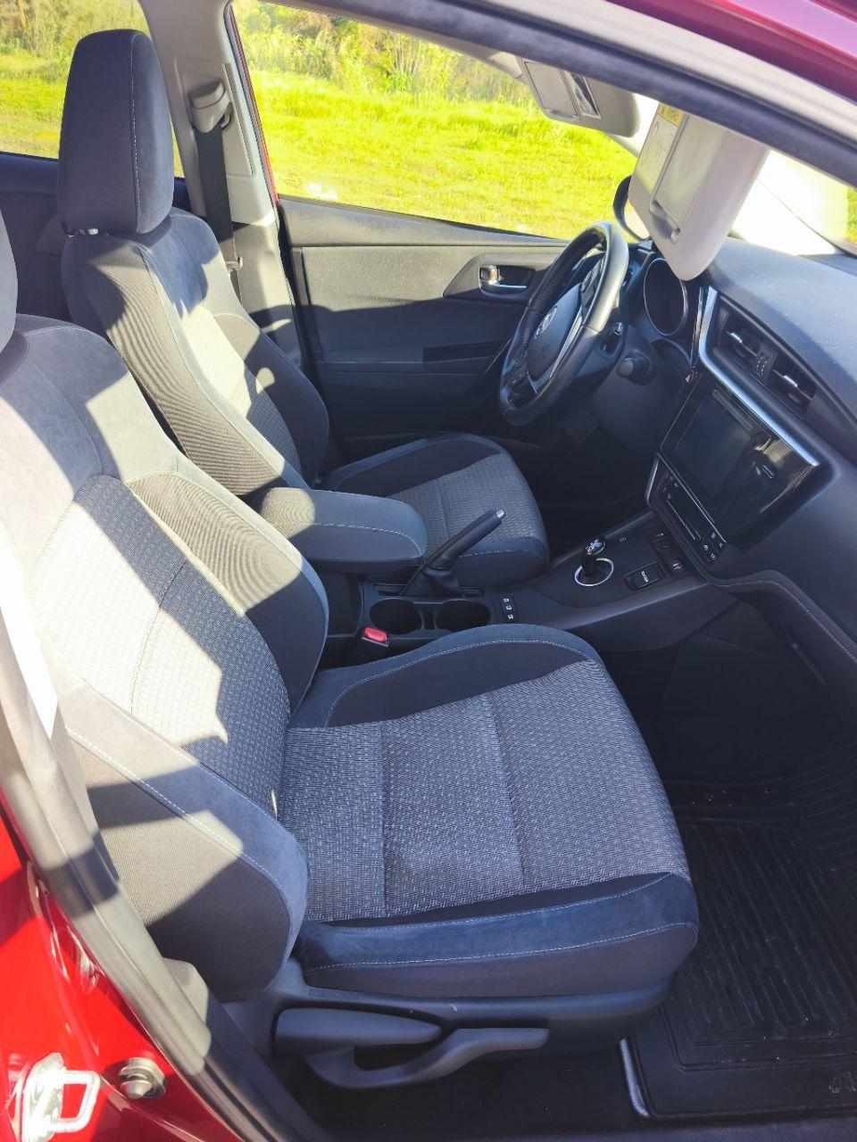 toyota-auris-1-8hsd-2017-hibrido-1800cc