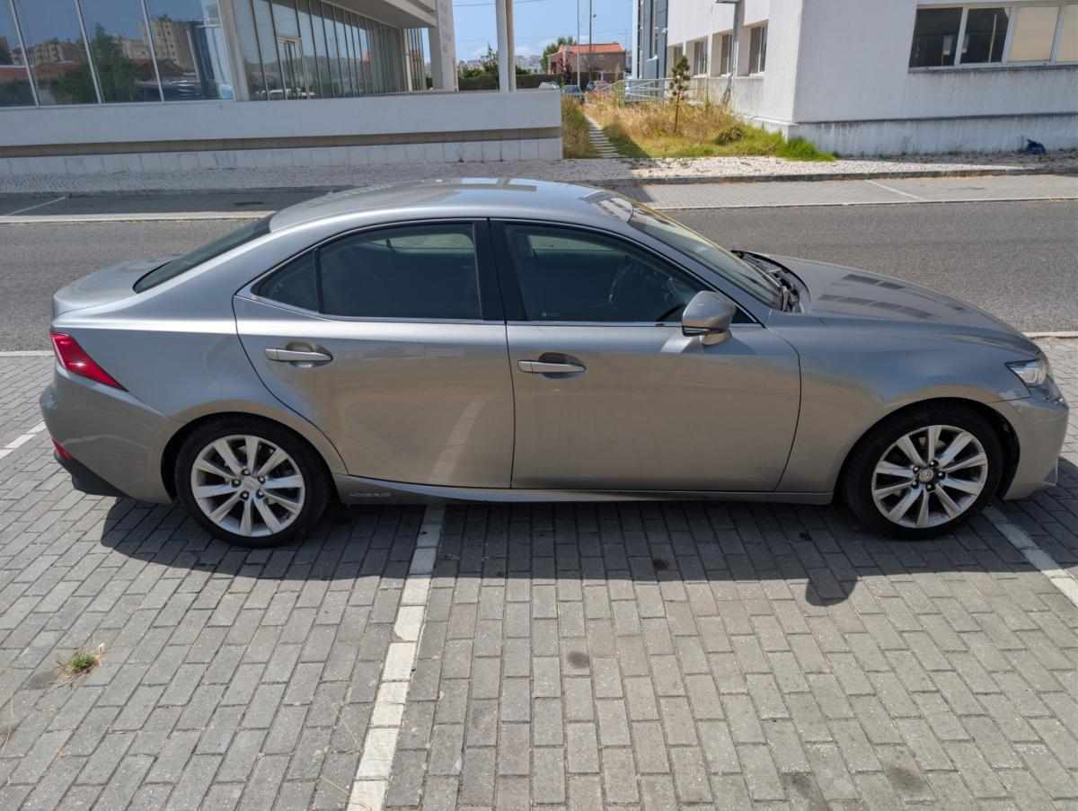 lexus-is-300h-2016-gasolina-2494cc