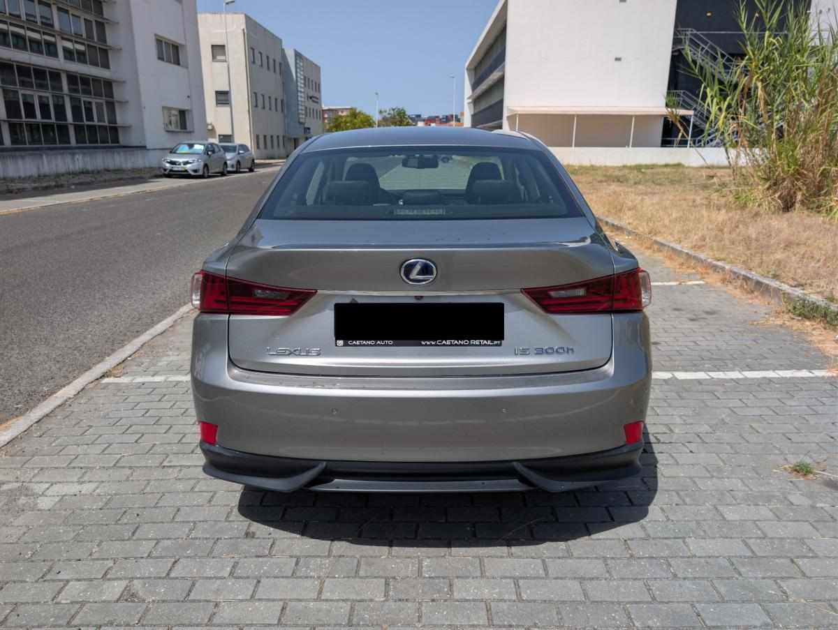 lexus-is-300h-2016-gasolina-2494cc