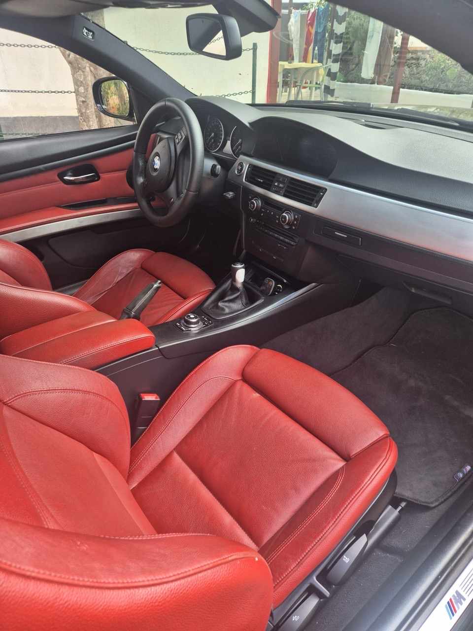 bmw-serie-3-320d-coupe-2011-diesel-1995cc
