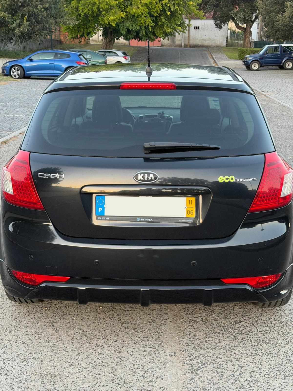 kia-ceed-1-6-crdi-2011-diesel-1582cc