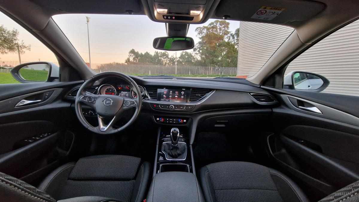 opel-insignia-1-5-turbo-2017-gasolina-1490cc