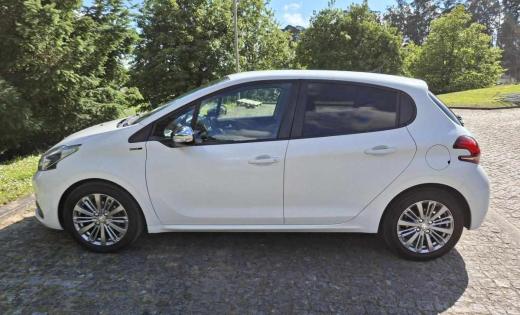 peugeot-208-1-5-bluehdi-2019-diesel-1499cc