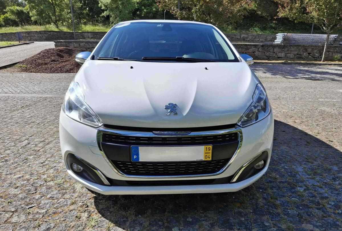 peugeot-208-1-5-bluehdi-2019-diesel-1499cc
