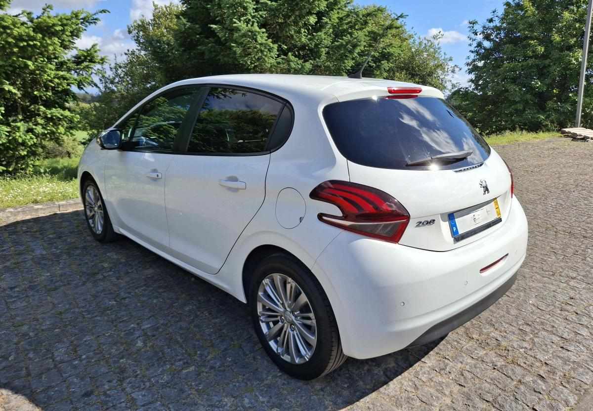 peugeot-208-1-5-bluehdi-2019-diesel-1499cc