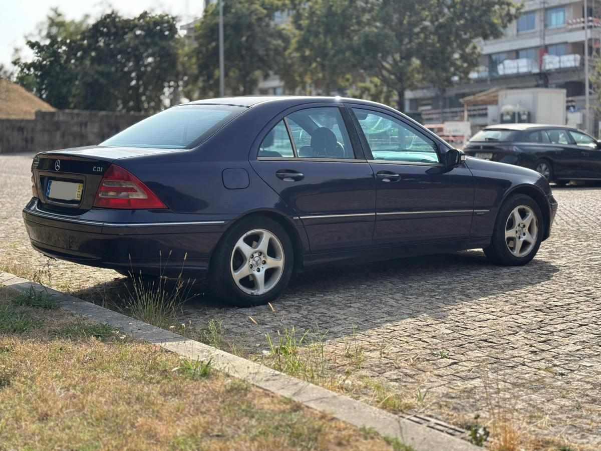 mercedes-benz-classe-c-c-220-cdi-2-1-2001-diesel-2148cc
