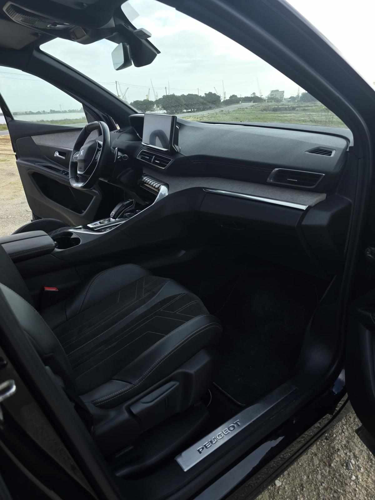 peugeot-3008-1-5-bluehdi-2022-diesel-1499cc