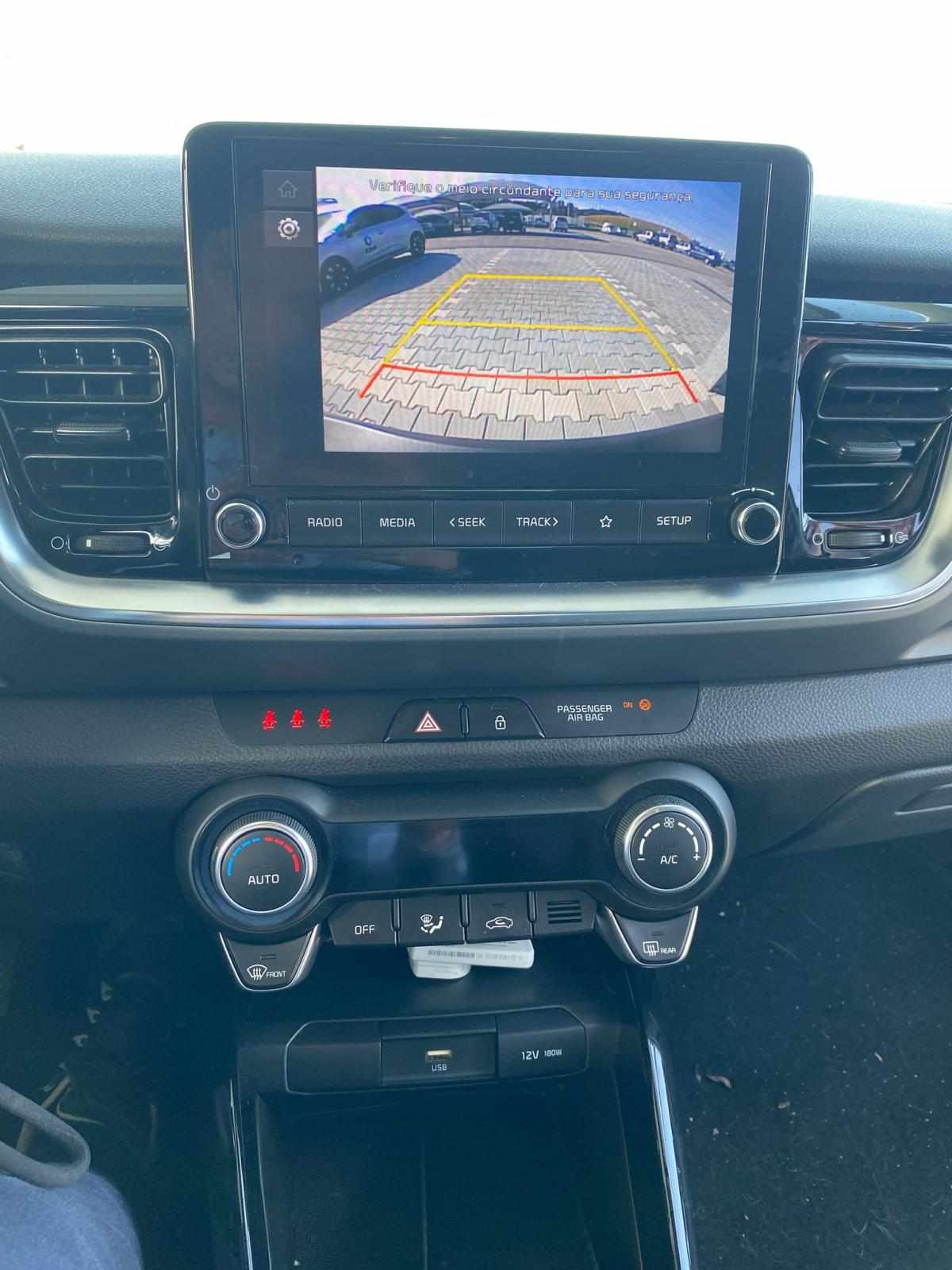 kia-stonic-2024-gasolina-998cc