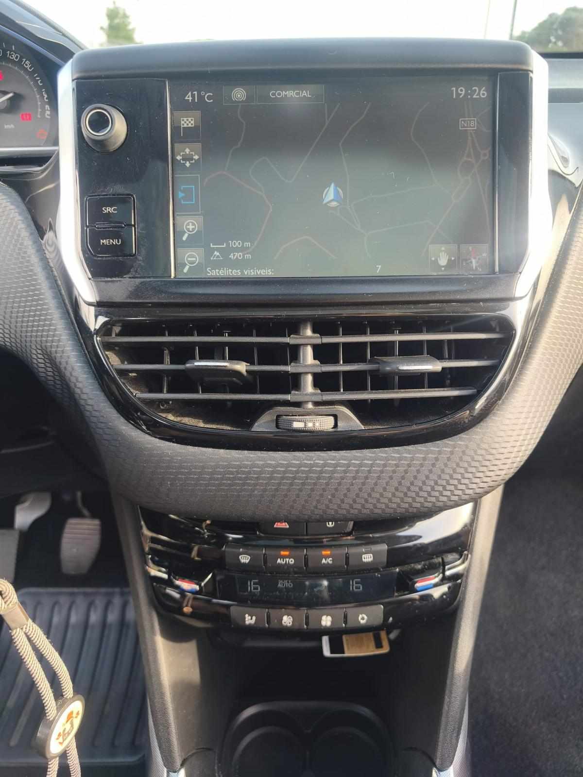 peugeot-2008-1-6-e-hdi-2014-diesel-1560cc