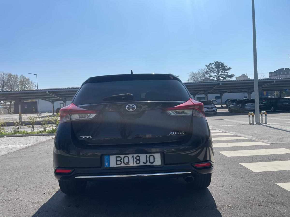 toyota-auris-1-2-turbo-2016-gasolina-1197cc