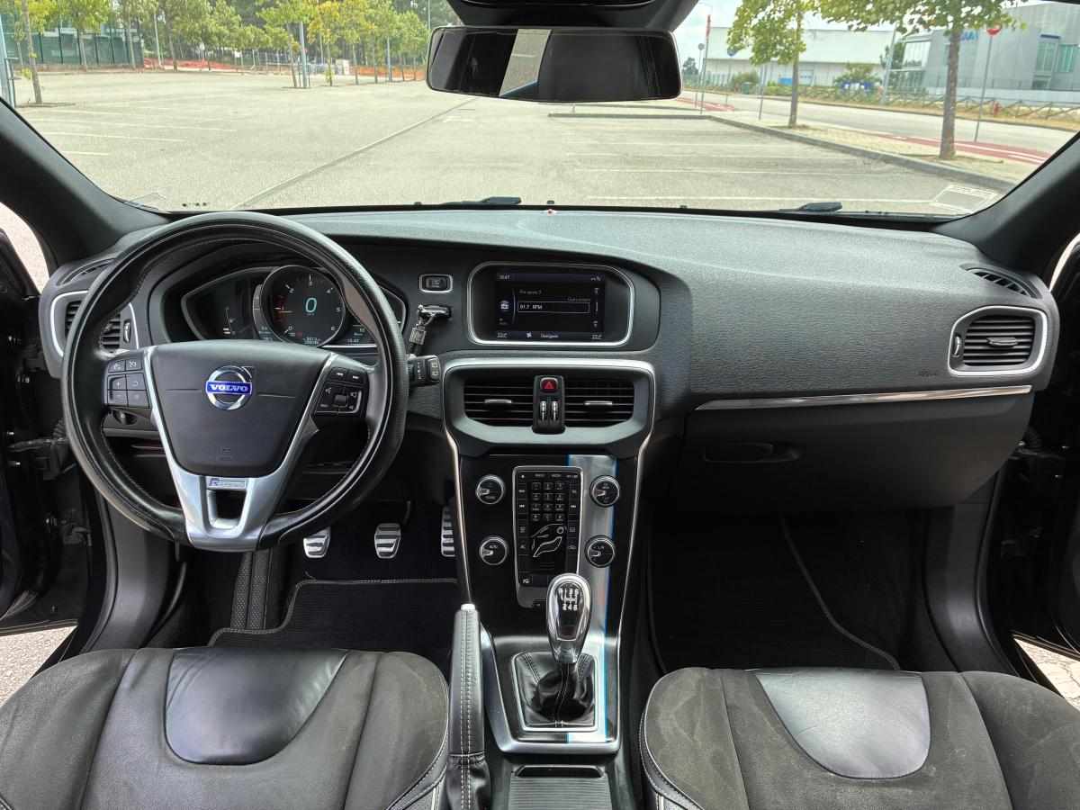 volvo-v40-d2-1-6-2013-diesel-1560cc