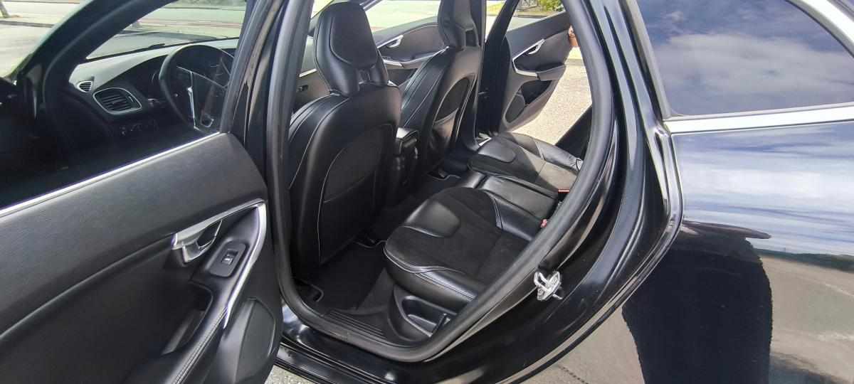 volvo-v40-d2-1-6-2013-diesel-1560cc