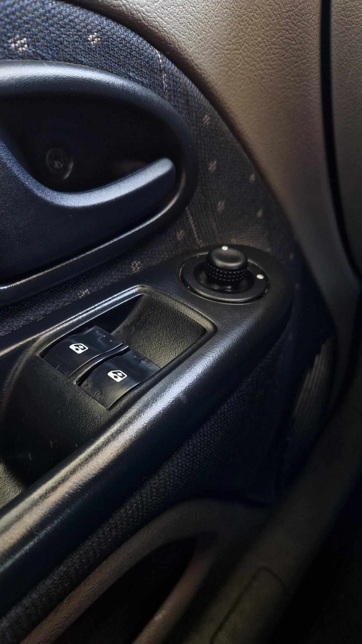 renault-clio-1-5-dci-2003-diesel-1461cc