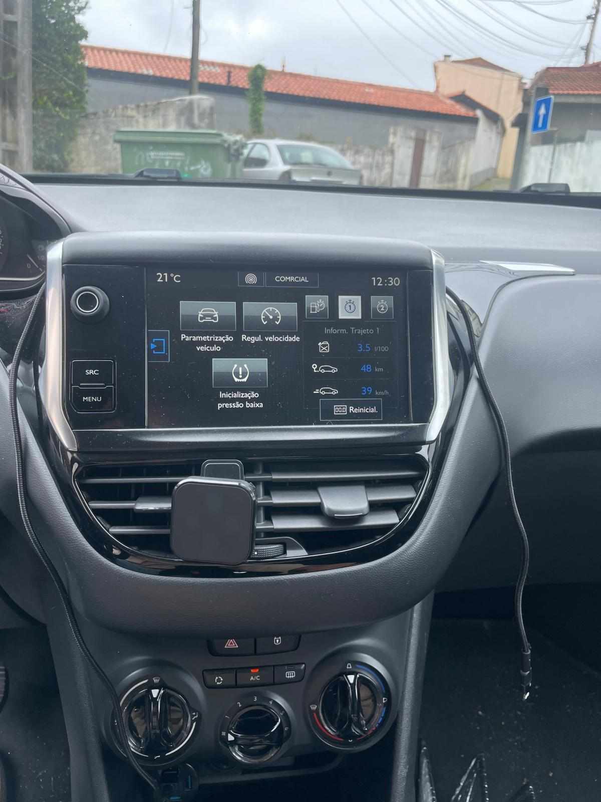 peugeot-208-1-6-bluehdi-2015-diesel-1560cc