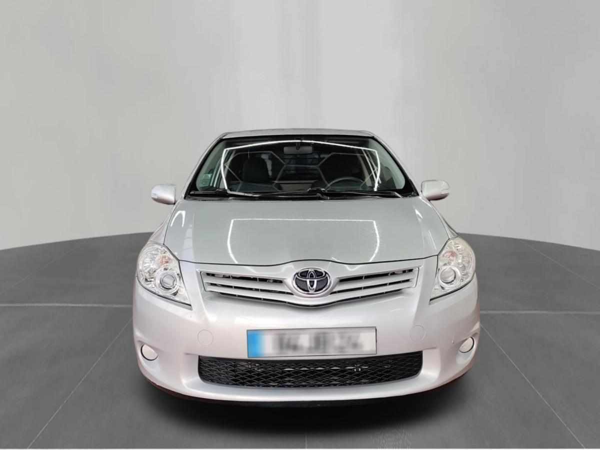 toyota-auris-1-4-d-4d-2010-diesel-1364cc