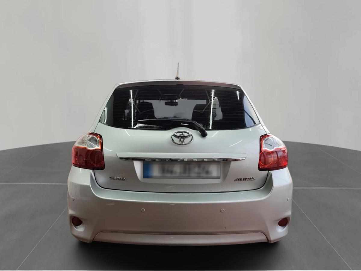 toyota-auris-1-4-d-4d-2010-diesel-1364cc