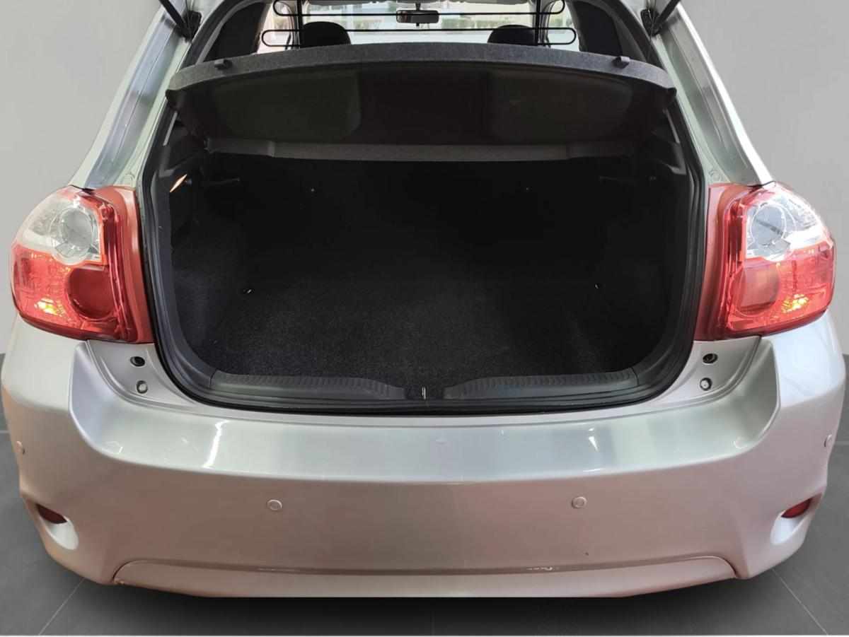 toyota-auris-1-4-d-4d-2010-diesel-1364cc