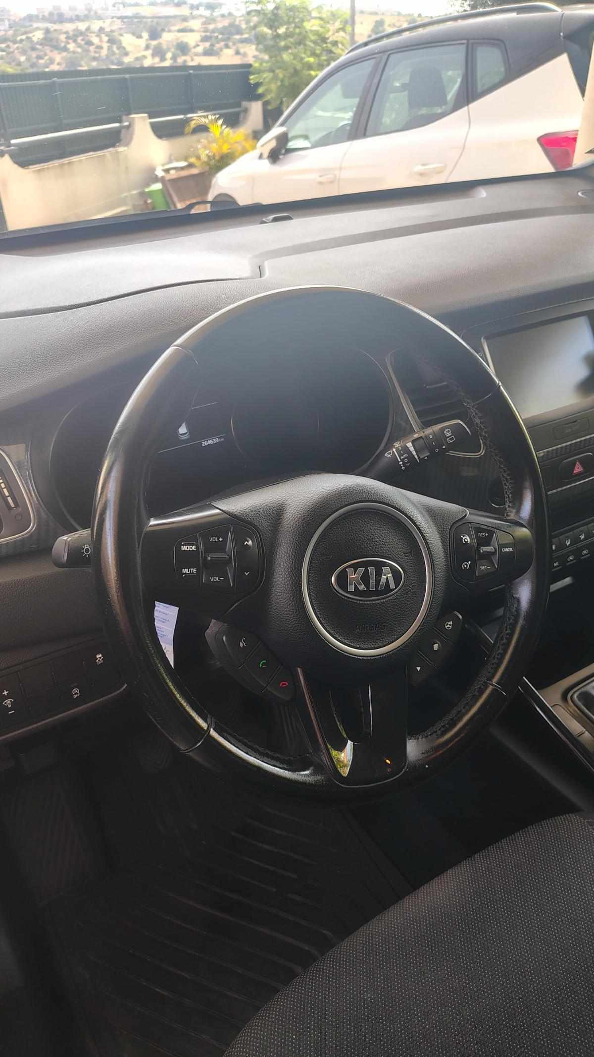kia-carens-1-7-141cv-2019-diesel-1685cc