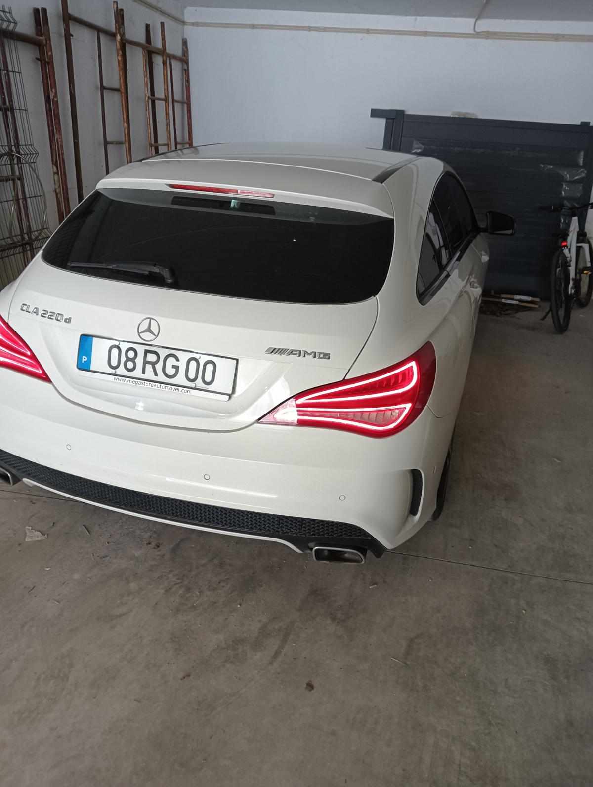mercedes-benz-cla-220-d-2016-diesel-2143cc