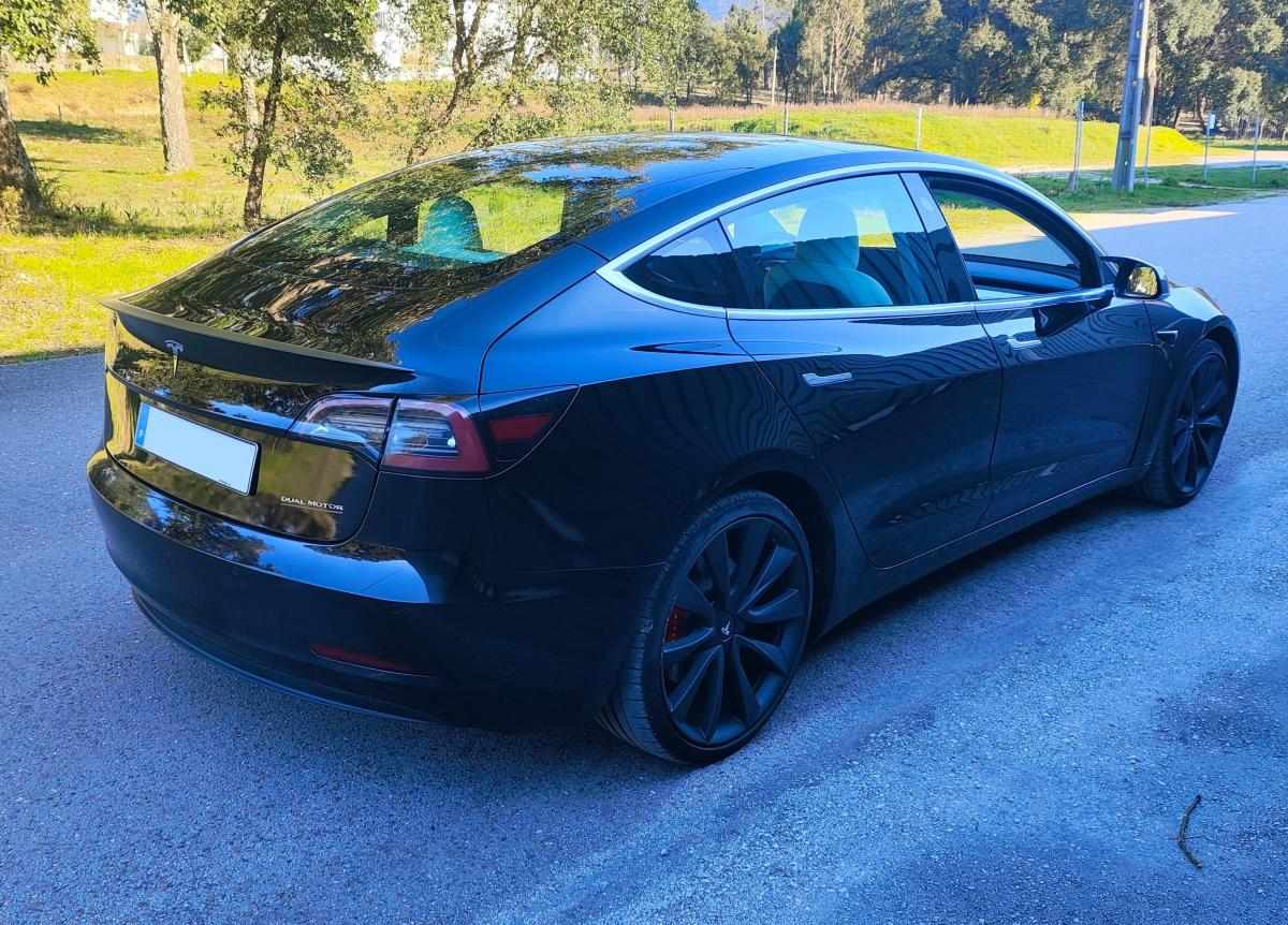 tesla-model-3-performance-2019-eletrico