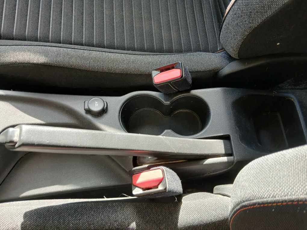 peugeot-2008-1-2-puretech-2021-gasolina-1199cc