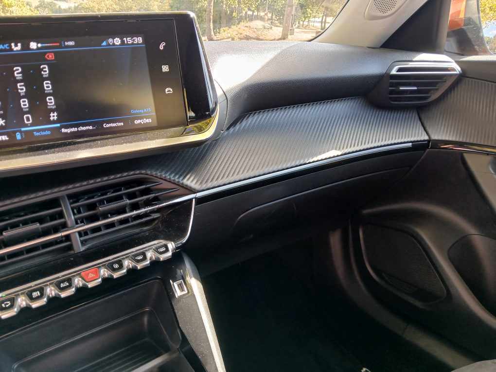 peugeot-2008-1-2-puretech-2021-gasolina-1199cc