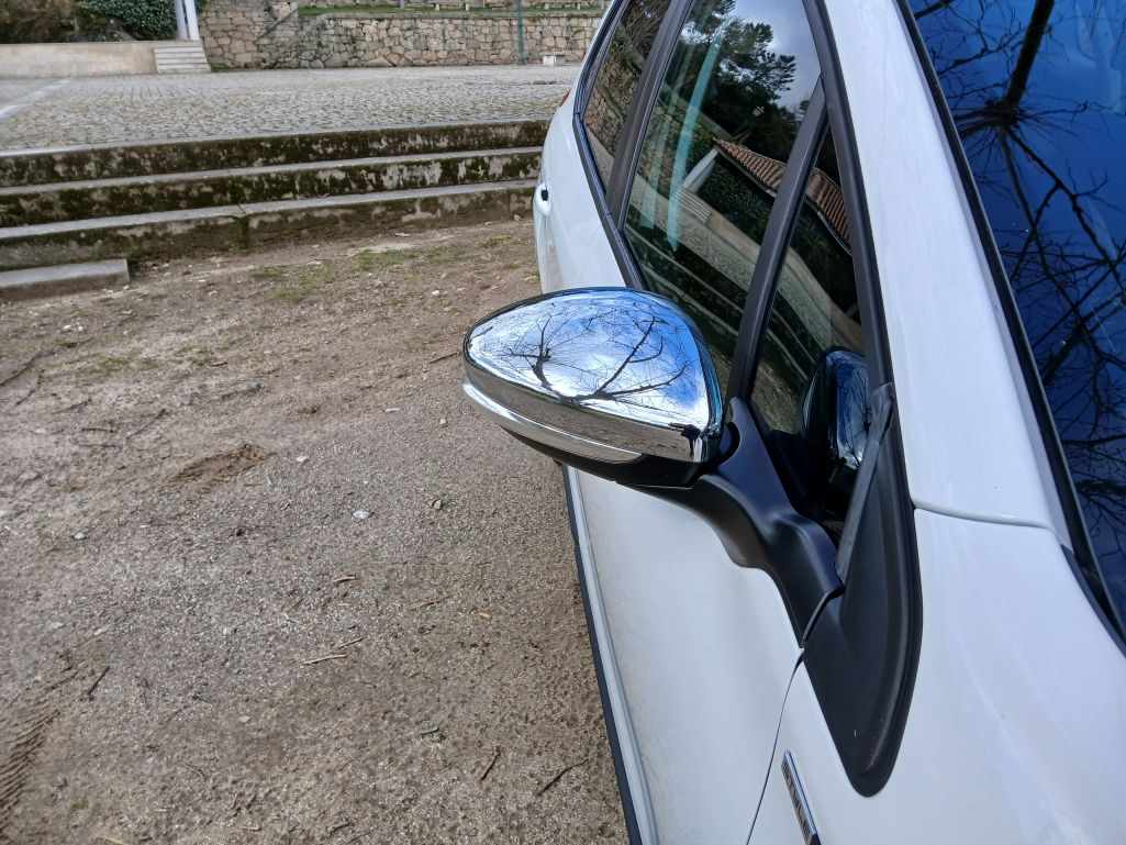 peugeot-2008-2016-gasolina-1199cc