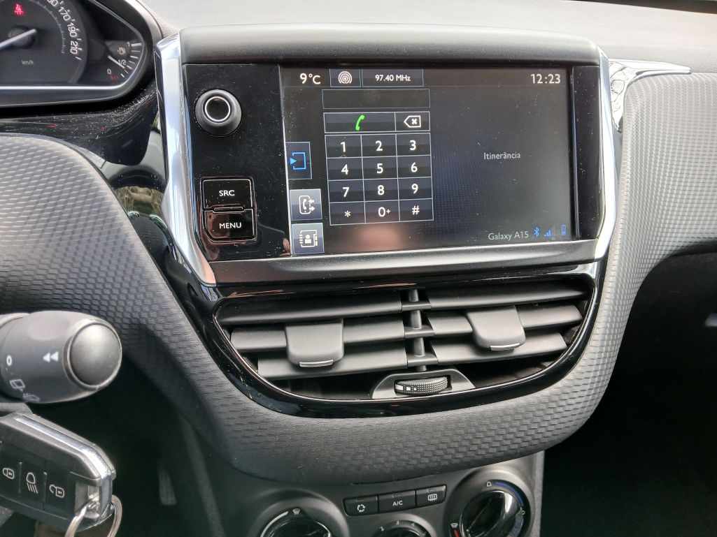 peugeot-2008-2016-gasolina-1199cc