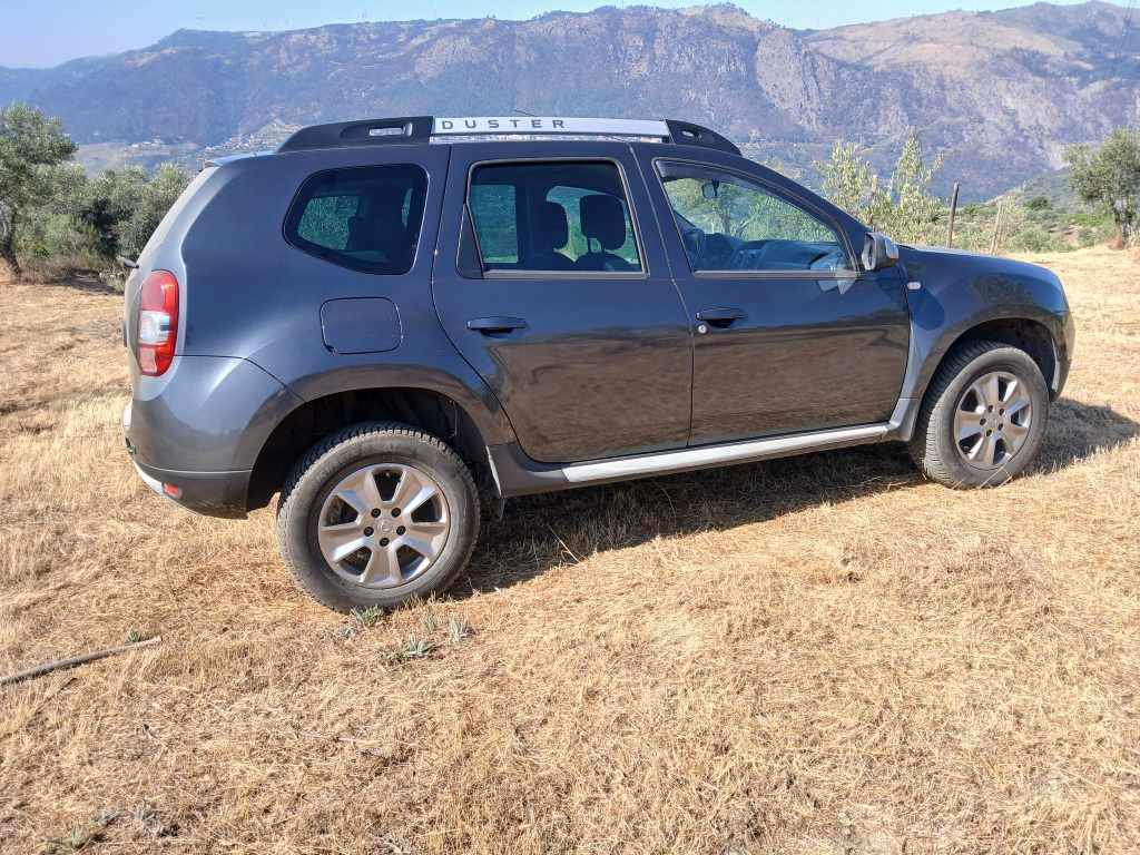 dacia-duster-1-5-dci-2015-diesel-1461cc
