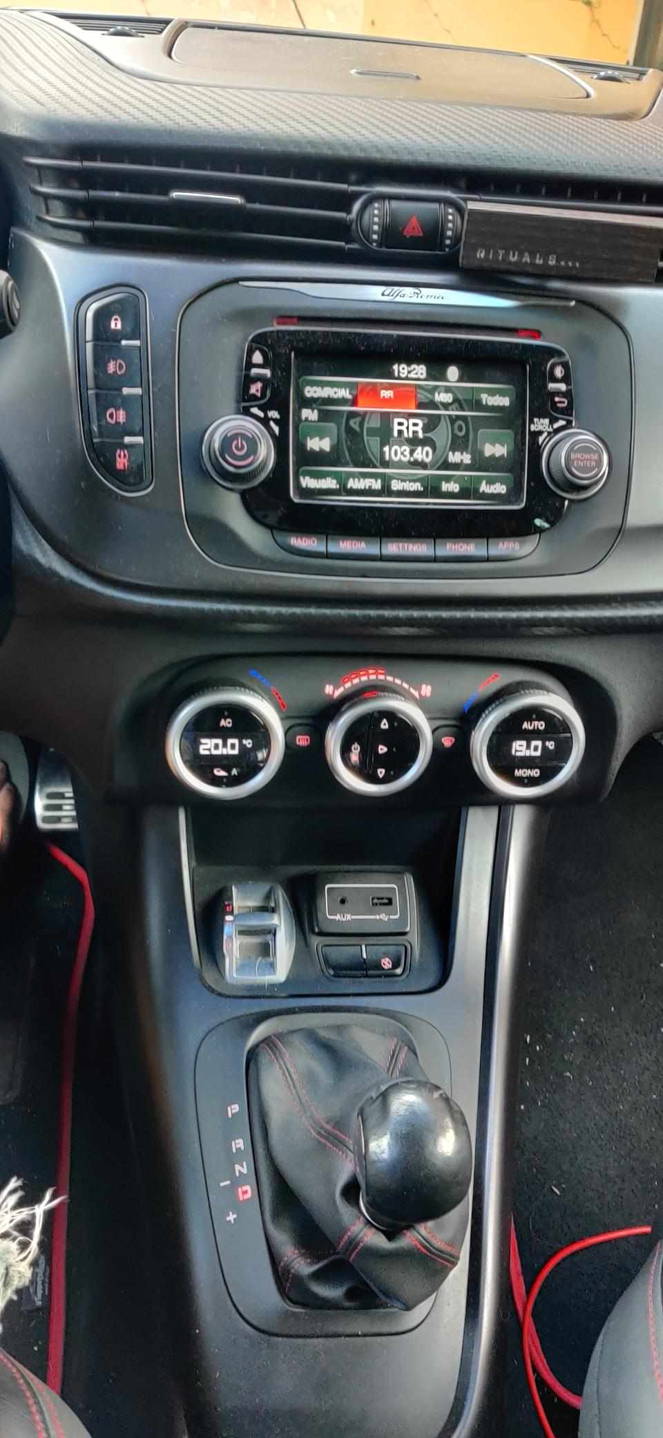 alfa-romeo-giulietta-1-6-jtdm-16v-2016-diesel-1598cc