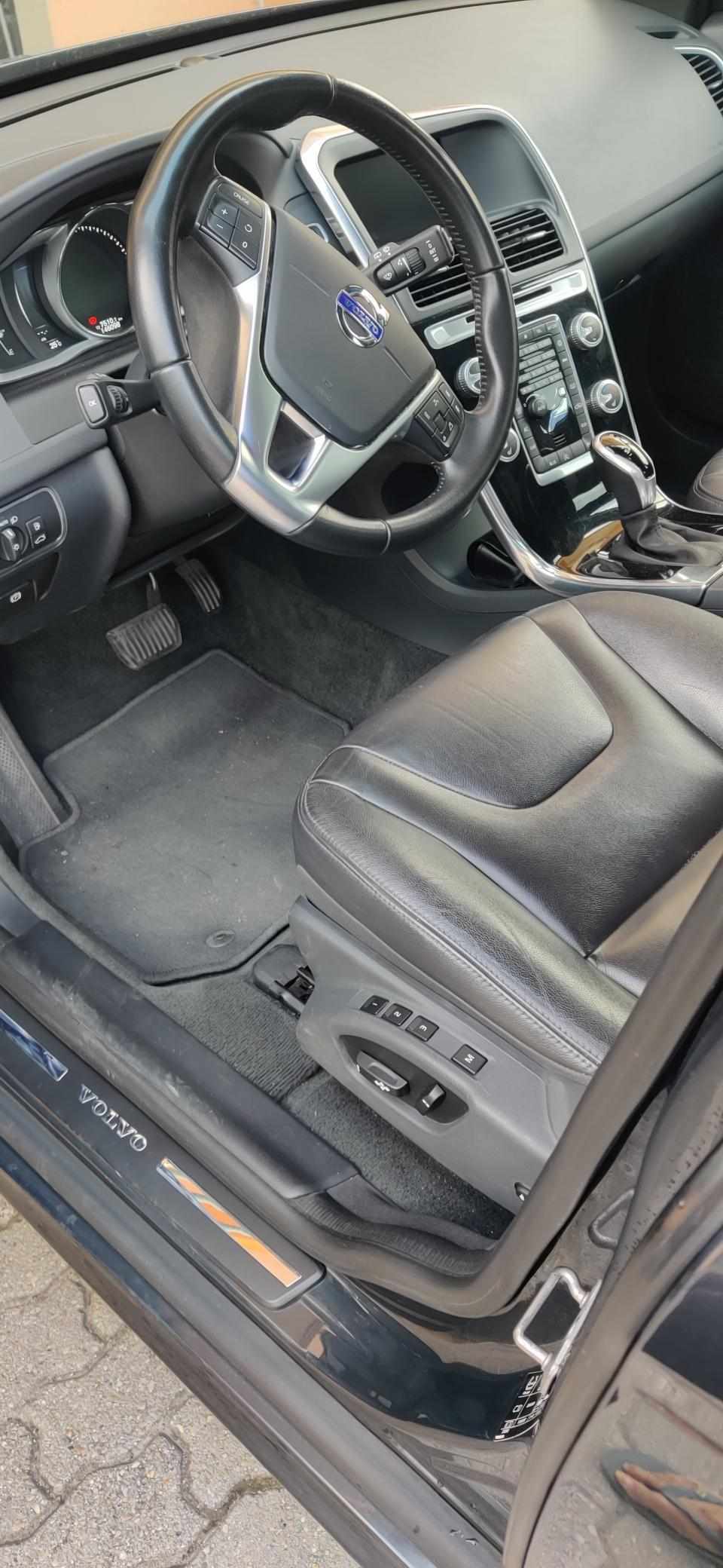 volvo-xc60-2-0-d4-2017-diesel-1969cc