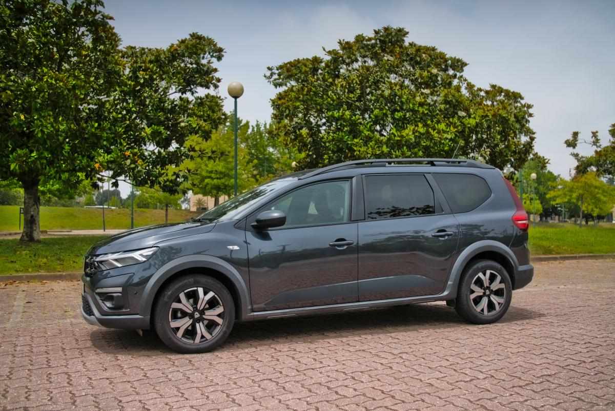 dacia-jogger-1-0-tce-eco-g-2022-gasolina-999cc