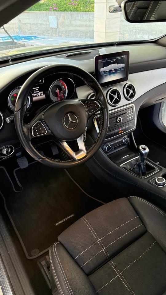 mercedes-benz-gla-180-cdi-2017-diesel-1461cc