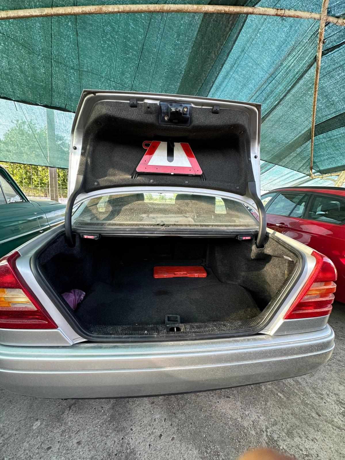 mercedes-benz-classe-c-c-220-d-1996-diesel-2155cc