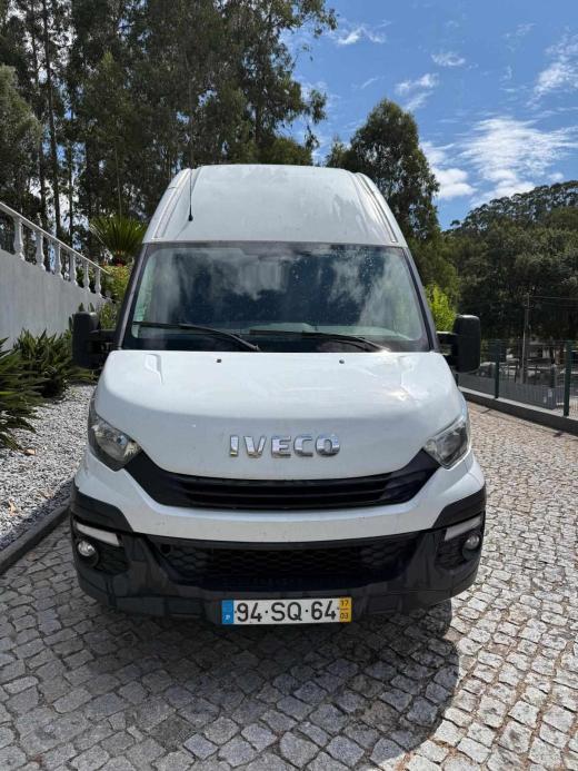 iveco-daily-2-3-156cv-2017-diesel-2287cc