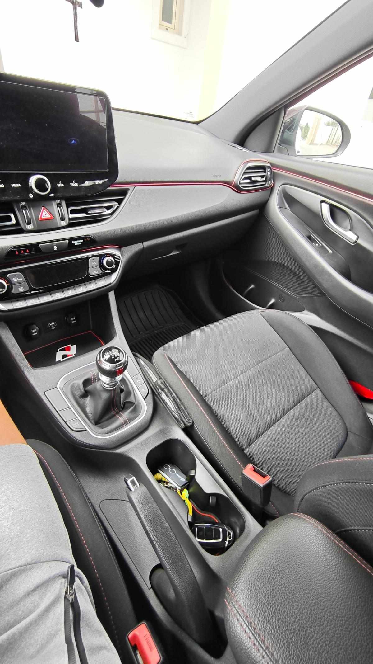 hyundai-i30-1-6-crdi-2021-diesel-1598cc