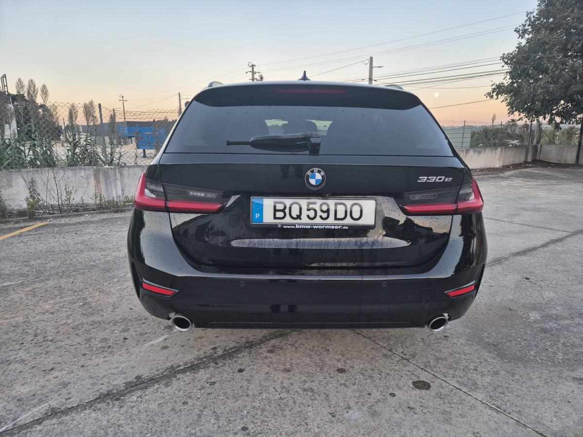 bmw-serie-3-330e-xdrive-2021-hibrido-plug-in-1998cc