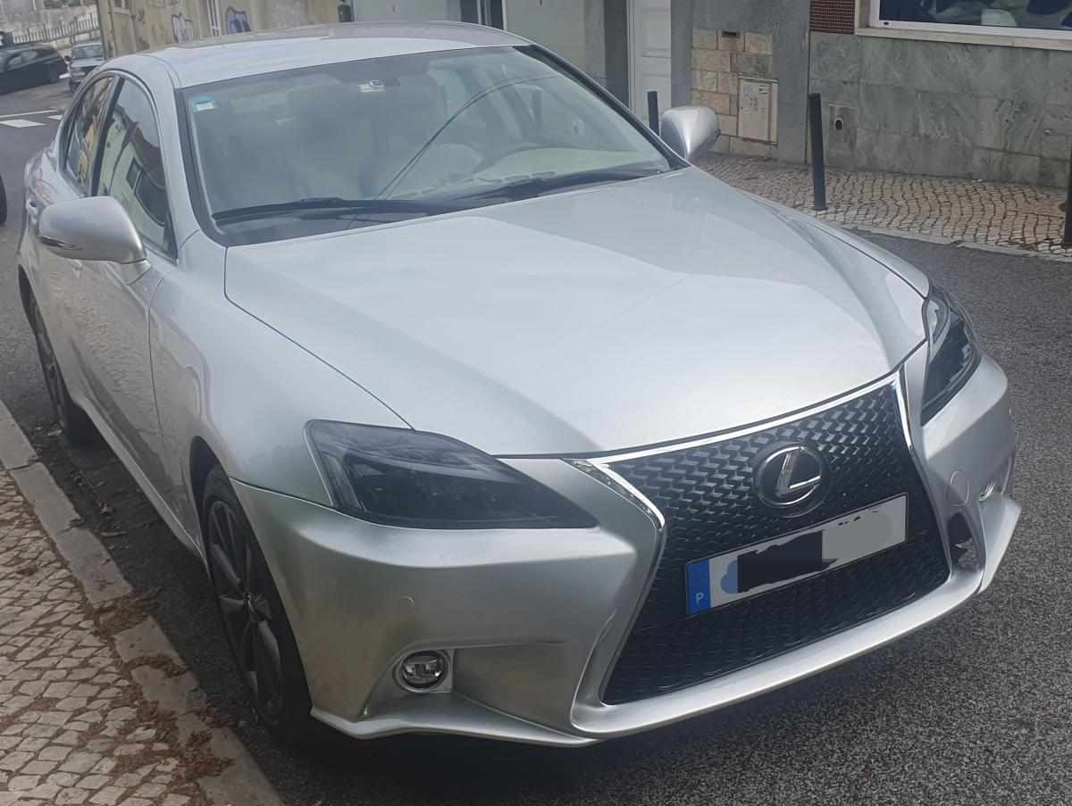 lexus-is-220d-2009-diesel-2231cc