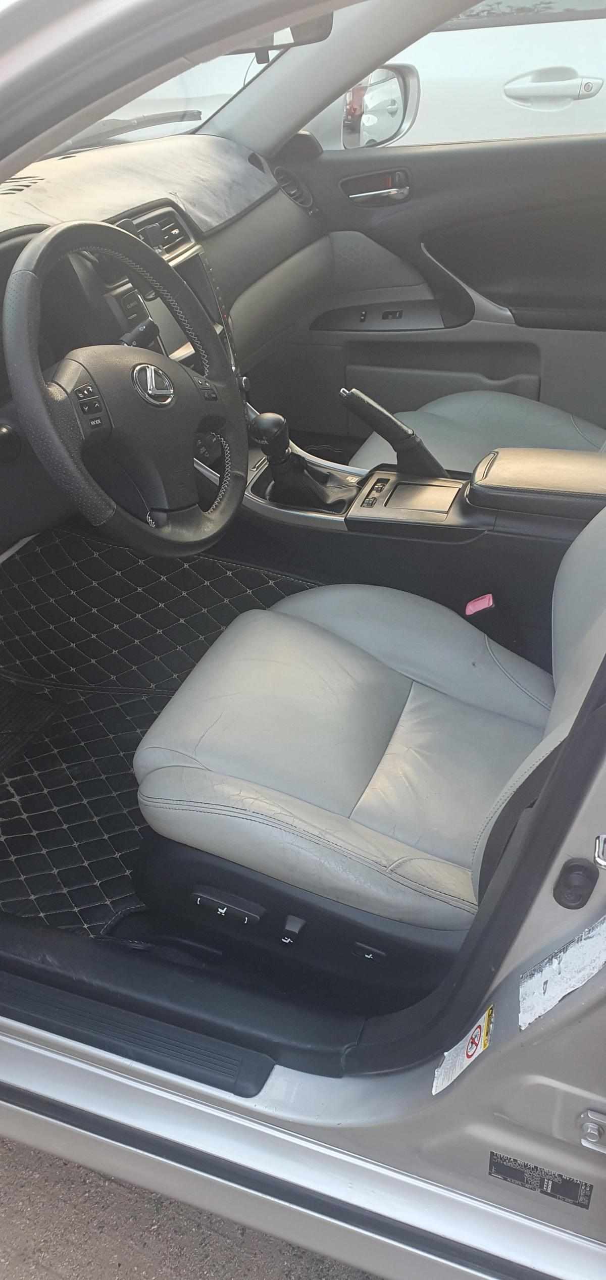 lexus-is-220d-2009-diesel-2231cc