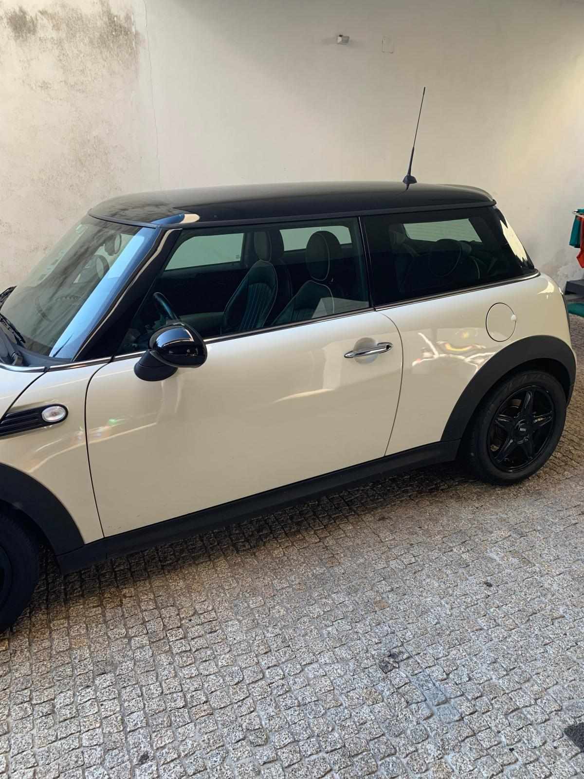 mini-hatch-d-2-0-2008-diesel-1560cc