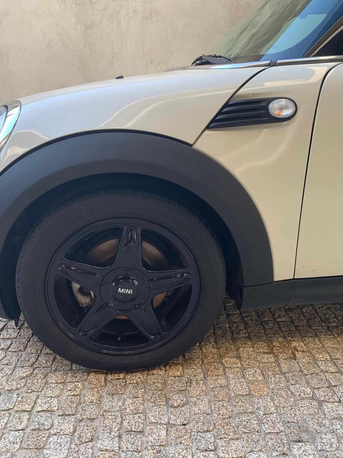 mini-hatch-d-2-0-2008-diesel-1560cc