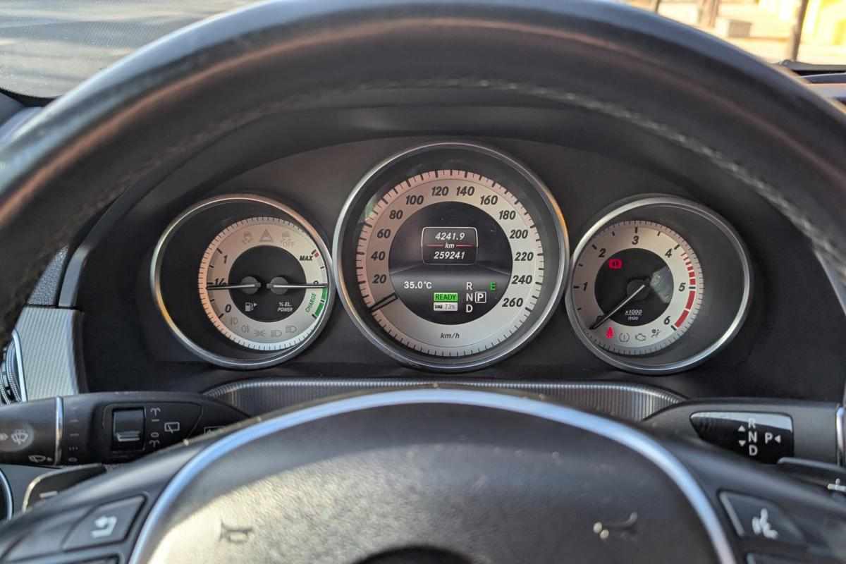 mercedes-benz-classe-e-e-300-bluetec-hybrid-2013-diesel-2143cc