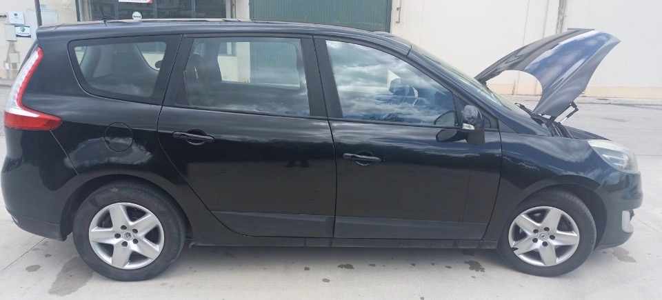 renault-scenic-1-5-dci-2012-diesel-1461cc