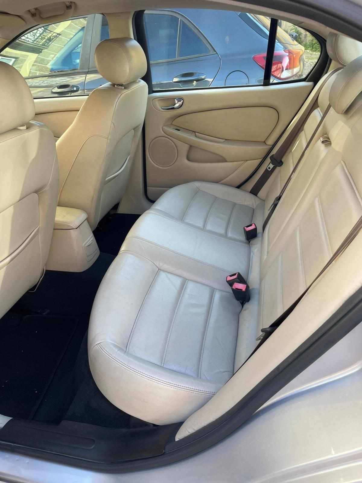 jaguar-x-type-2-5-v6-4x4-2002-gasolina-2495cc