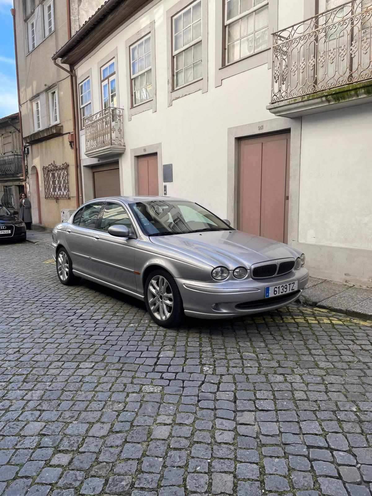 jaguar-x-type-2-5-v6-4x4-2002-gasolina-2495cc