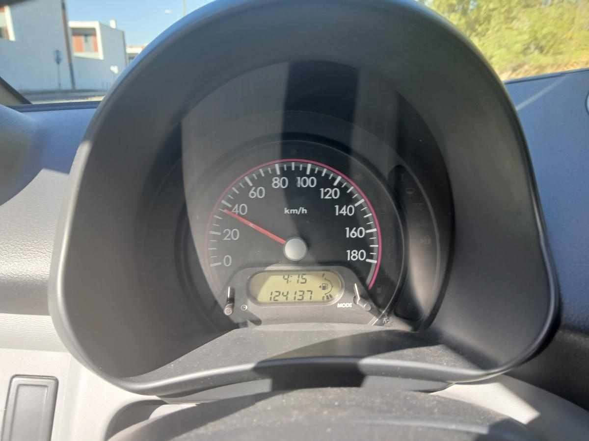 suzuki-alto-1-0-2011-gasolina-996cc