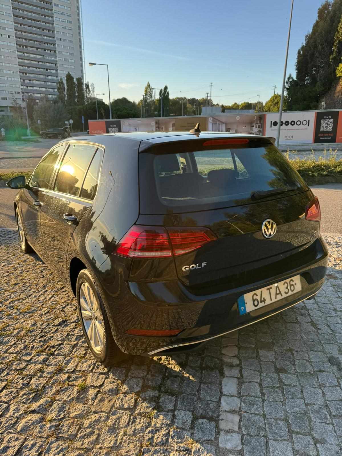 volkswagen-golf-1-6-tdi-bluemotion-2017-diesel-1598cc