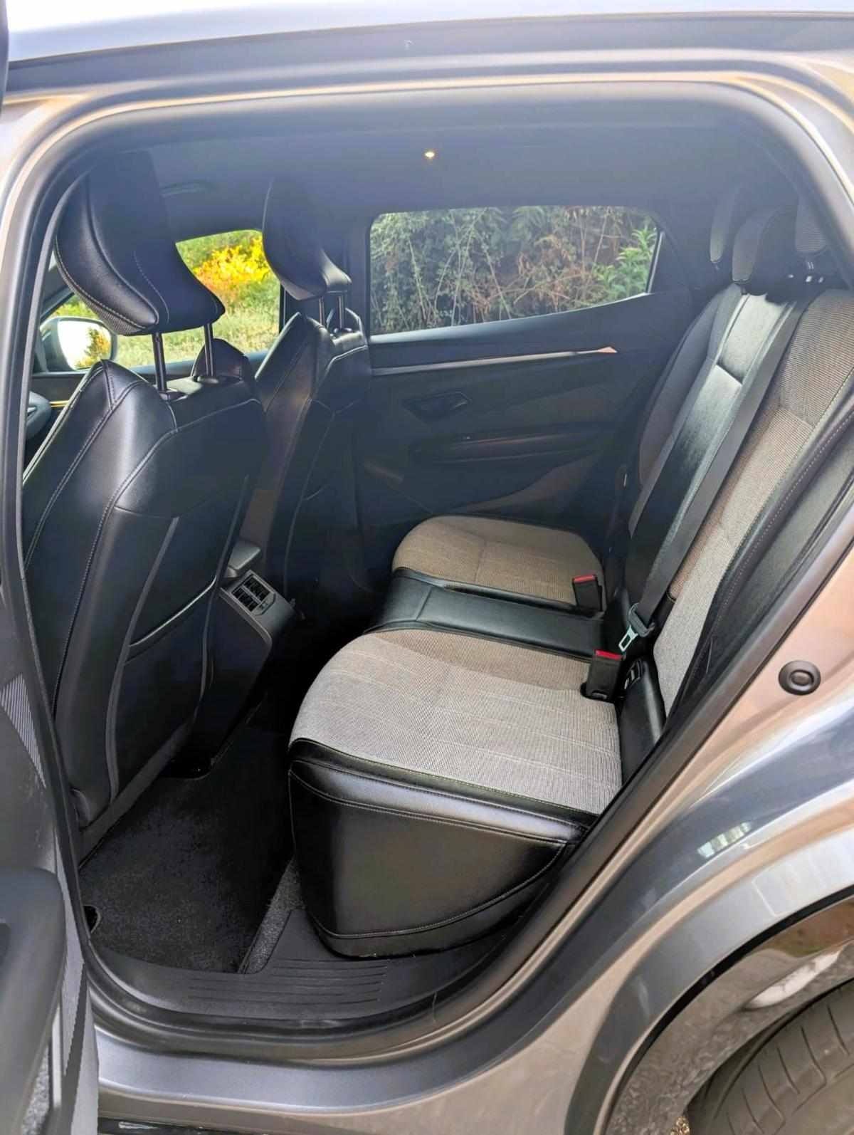 renault-megane-e-tech-ev60-2024-eletrico