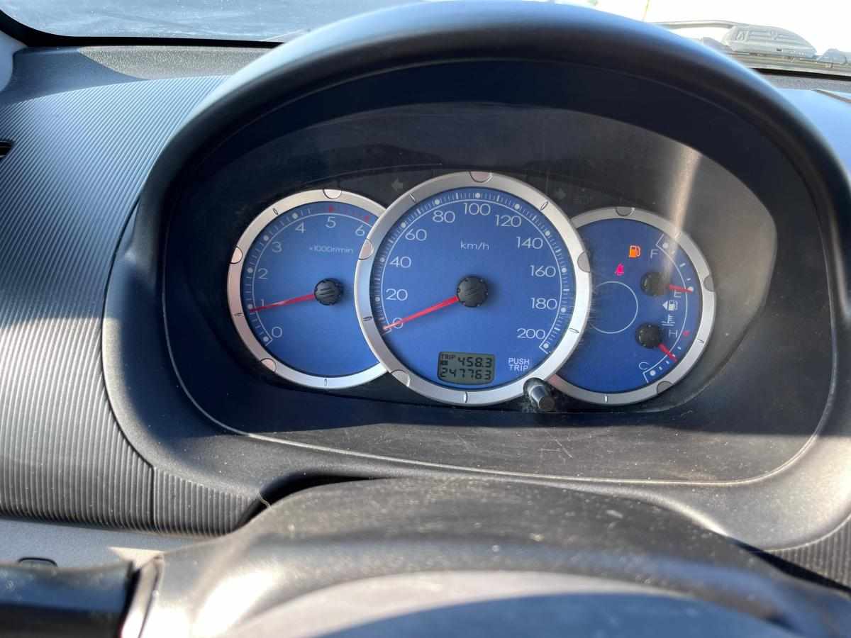 mitsubishi-l200-2-5-awd-2009-diesel-2477cc